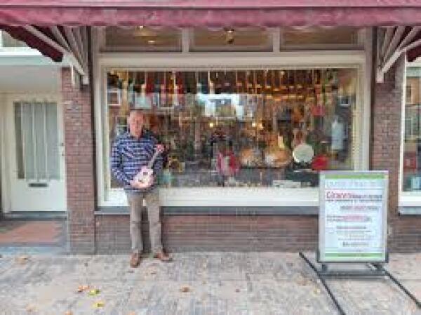Guitar Shop op het Kleedje (Nieuwe Langendijk 15)