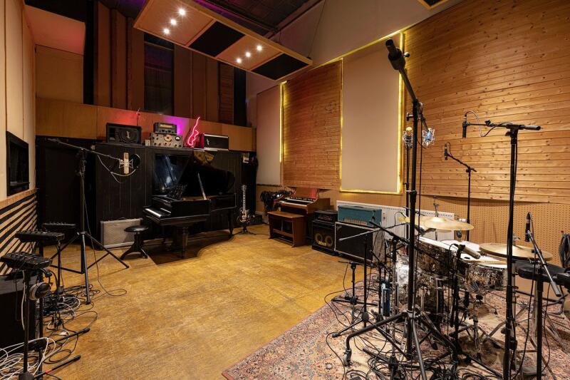 live room